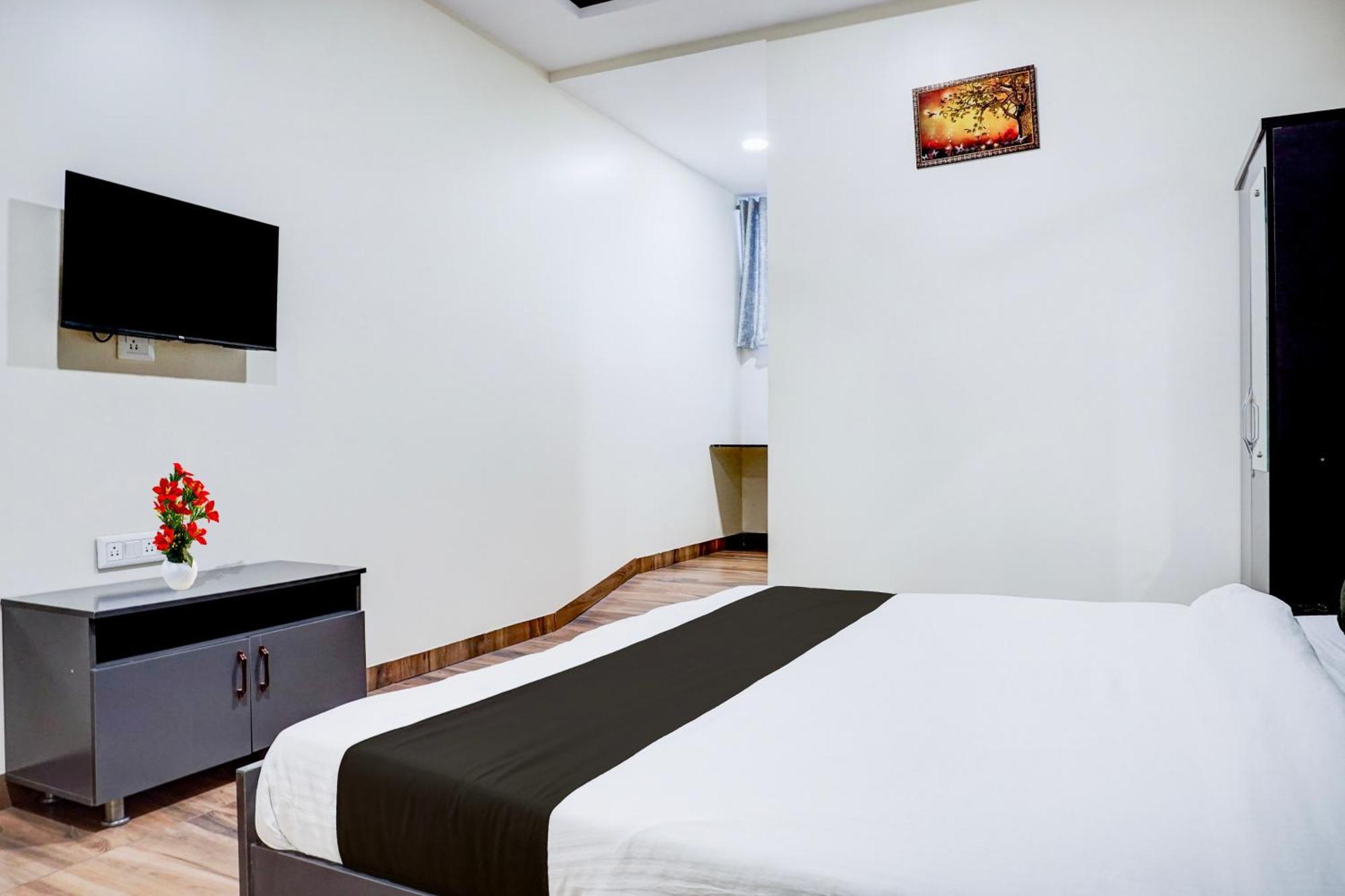 Super Collection O Pashan-sus Road Baner Formerly Grey Stone Hotel Pune