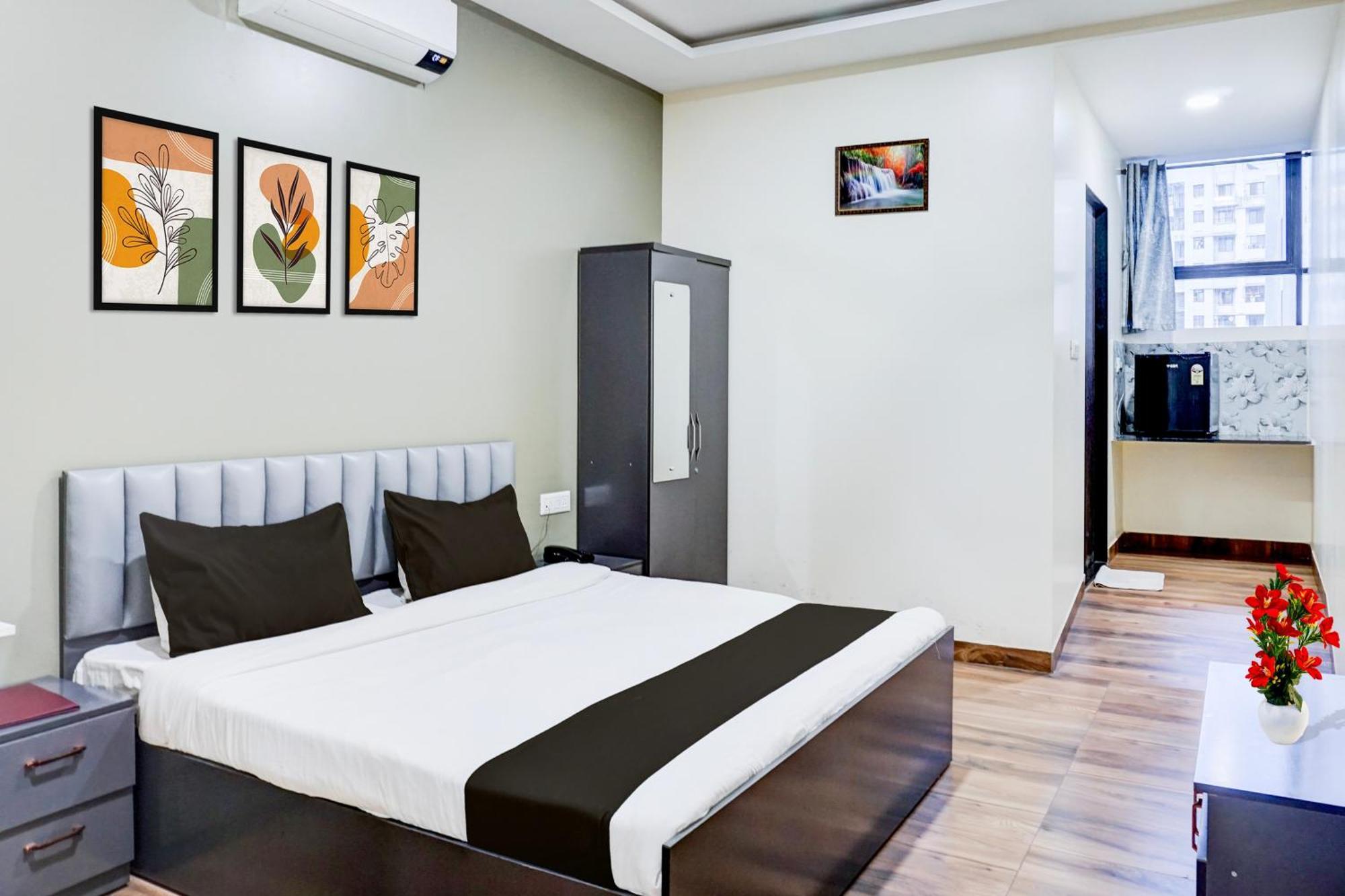 Super Collection O Pashan-sus Road Baner Formerly Grey Stone 4* Pune